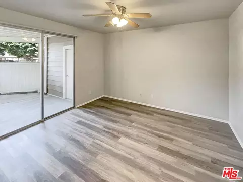 2426 Pleasant Way #K, Thousand Oaks, CA 91362 photo 5
