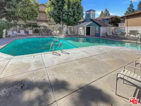 2426 Pleasant Way #K, Thousand Oaks, CA 91362 photo 17