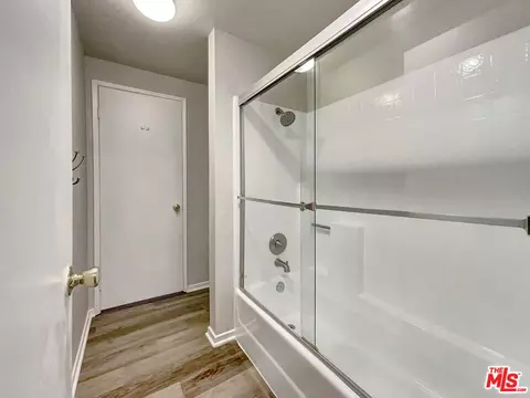 2426 Pleasant Way #K, Thousand Oaks, CA 91362 photo 12