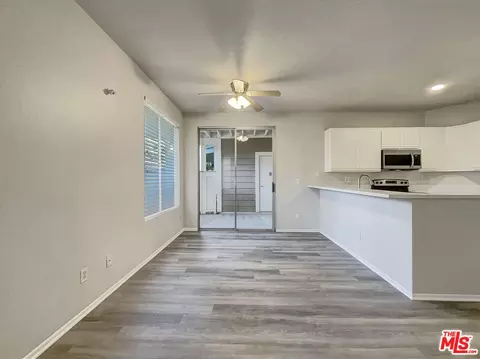 2426 Pleasant Way #K, Thousand Oaks, CA 91362 photo 7