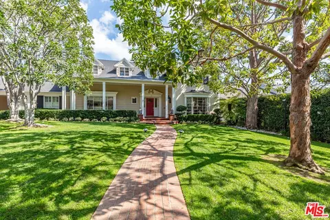 710 N Alta Dr, Beverly Hills, CA 90210