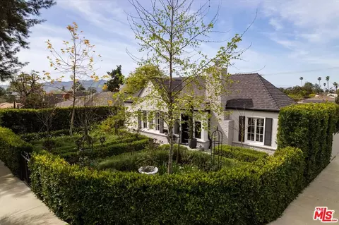 1735 Idlewood Rd, Glendale, CA 91202