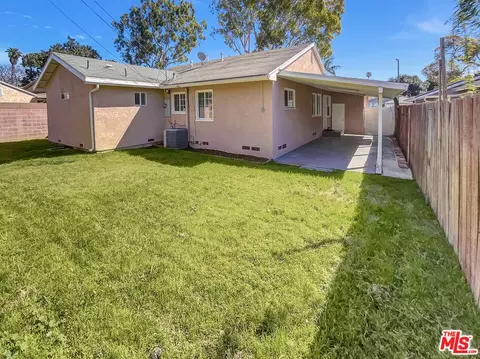 Exterior - 21 W Adams St, Long Beach, CA 90805 photo 3 of 5