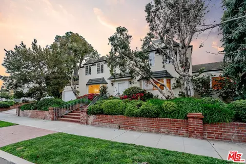 617 Frontera Dr, Pacific Palisades, CA 90272