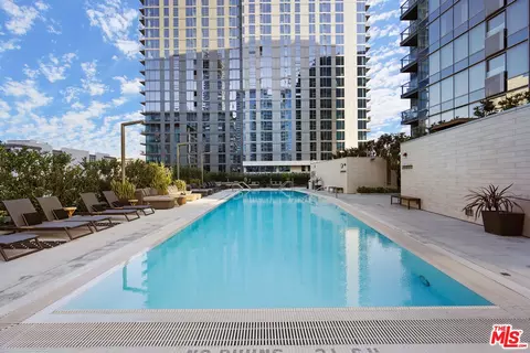 1155 S Grand Ave #410, Los Angeles, CA 90015