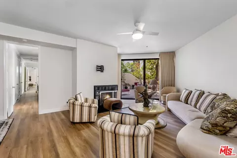 2102 Century Park Ln #102, Los Angeles, CA 90067