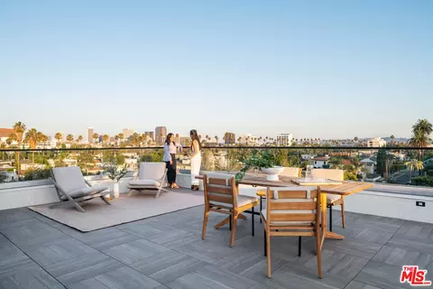 411 S Hamel Rd #408, Los Angeles, CA 90048