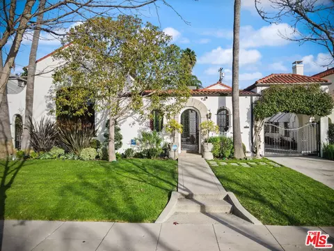 818 S Burnside Ave, Los Angeles, CA 90036