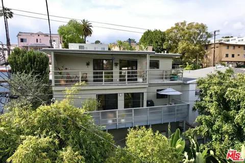836 Kodak Dr, Los Angeles, CA 90026