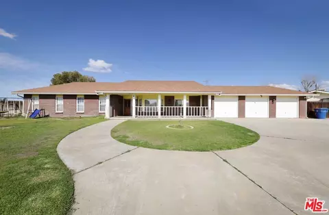 11100 Dee Dee Ct, Bakersfield, CA 93312 photo 21