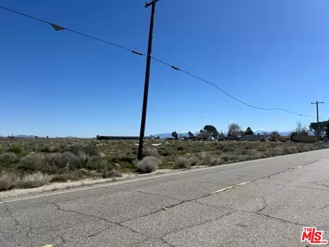 30 Vaccor 30 Ste E Pav Ave E8 N, Redman, CA 93535