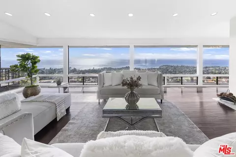 1601 Via Barcelona, Palos Verdes Estates, CA 90274