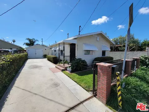 8737 Denver Ave, Los Angeles, CA 90044
