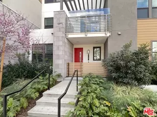 749 S Grable Cir, Orange, CA 92868