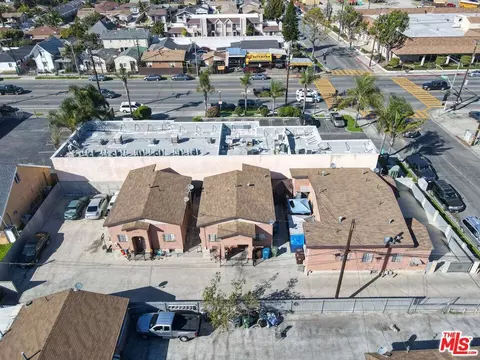 View/Area - 909 S Tamarind Ave, Compton, CA 90220 photo 5 of 7