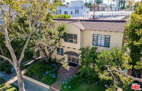 149 S Oakhurst Dr, Beverly Hills, CA 90212