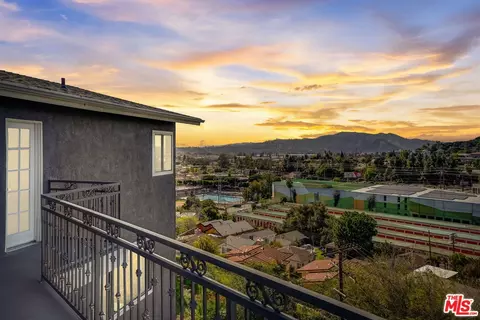 3800 Sunbeam Dr, Los Angeles, CA 90065