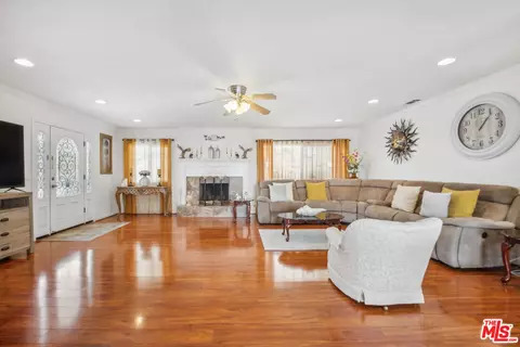 Living - 1115 Grand Ave, Spring Valley, CA 91977 photo 7 of 10