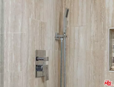 Bath - 1115 Grand Ave, Spring Valley, CA 91977 photo 5 of 10