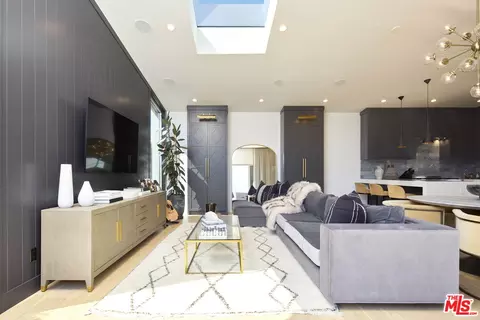 760 Sunset Ave, Venice, CA 90291