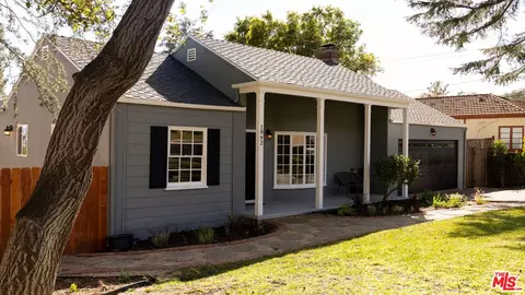 1892 E Altadena Dr, Altadena, CA 91001