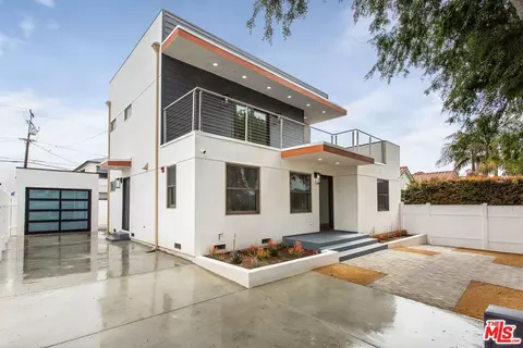 1417 17th St, Santa Monica, CA 90404