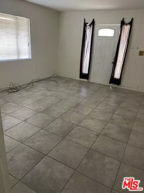 13853 Carson St, Trona, CA 93562 photo 5