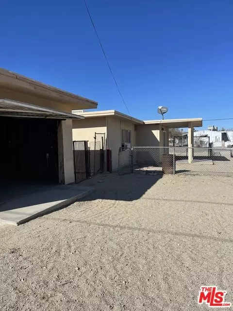 13853 Carson St, Trona, CA 93562 photo 2