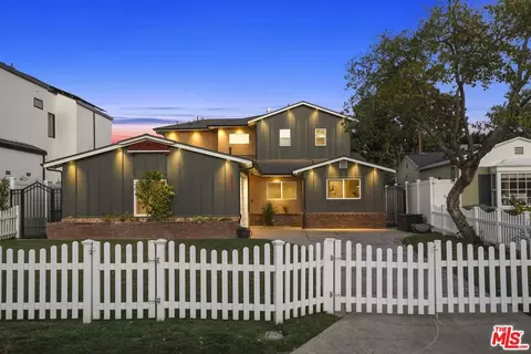 4836 Agnes Ave, Valley Village, CA 91607