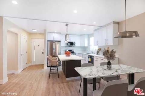 848 18th St, Santa Monica, CA 90403