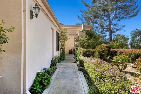 Exterior - 440 Pinehurst Ct, Fullerton, CA 92835 photo 6 of 13