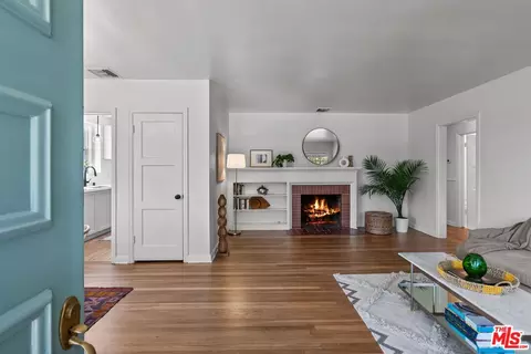 Living - 481 Avenue 64, Pasadena, CA 91105 photo 2 of 6
