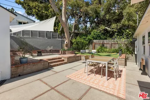 Exterior - 481 Avenue 64, Pasadena, CA 91105 photo 2 of 7