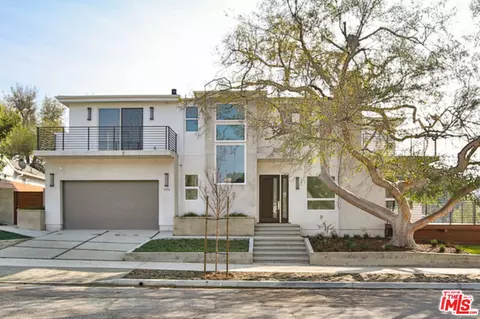 7656 Kittyhawk Ave, Los Angeles, CA 90045