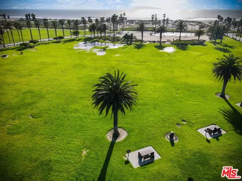 View/Area - 5122 Moonstone Way, Oxnard, CA 93035 photo 9 of 22
