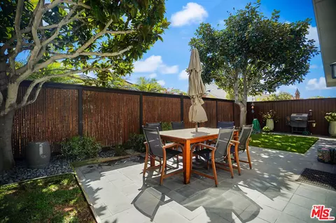 Exterior - 5122 Moonstone Way, Oxnard, CA 93035 photo 3 of 12