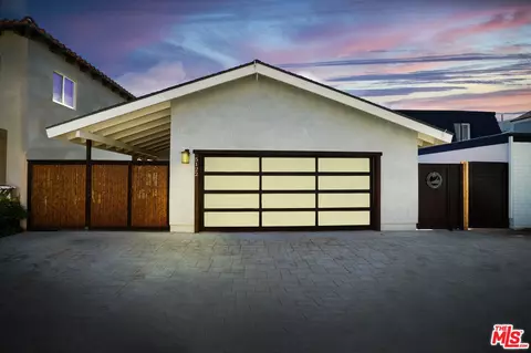 Exterior - 5122 Moonstone Way, Oxnard, CA 93035 photo 1 of 12