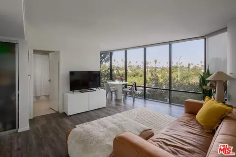 4316 Marina City Clb #210-G, Marina Del Rey, CA 90292