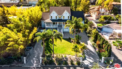 19301 Cresthaven Ln, North Tustin, CA 92705