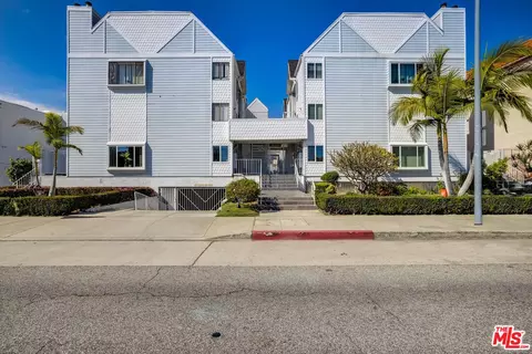 1121 E Wilson Ave #11, Glendale, CA 91206