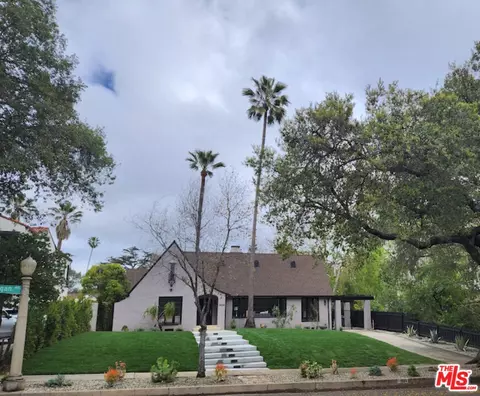 1424 N Michigan Ave, Pasadena, CA 91104