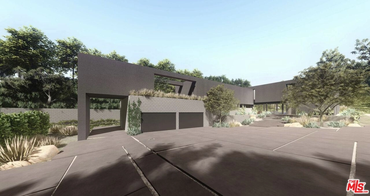 3375 Mandeville Cyn Rd  