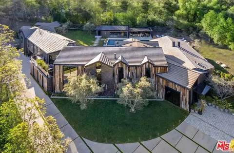 24350 Bridle Trail Rd, Hidden Hills, CA 91302