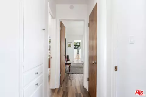 Entry Way - 5231 E Patterson St, Long Beach, CA 90815 photo 2 of 2