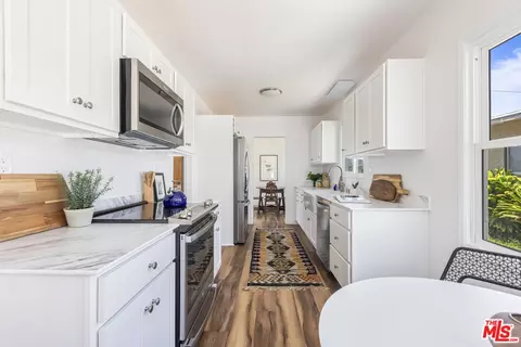 Kitchen - 5231 E Patterson St, Long Beach, CA 90815 photo 4 of 6