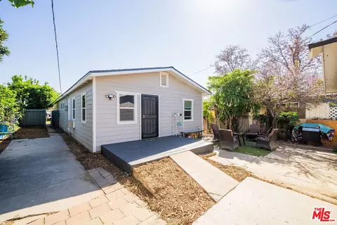 Exterior - 417 E Truslow Ave, Fullerton, CA 92832 photo 5 of 9