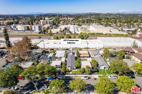 View/Area - 417 E Truslow Ave, Fullerton, CA 92832 photo 2 of 2