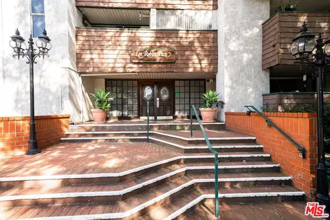 360 S Euclid Ave #234, Pasadena, CA 91101
