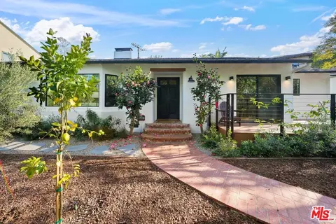 951 S Carmelina Ave, Los Angeles, CA 90049