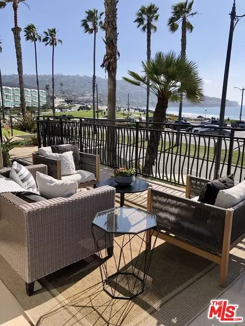 1800 Esplanade #A, Redondo Beach, CA 90277